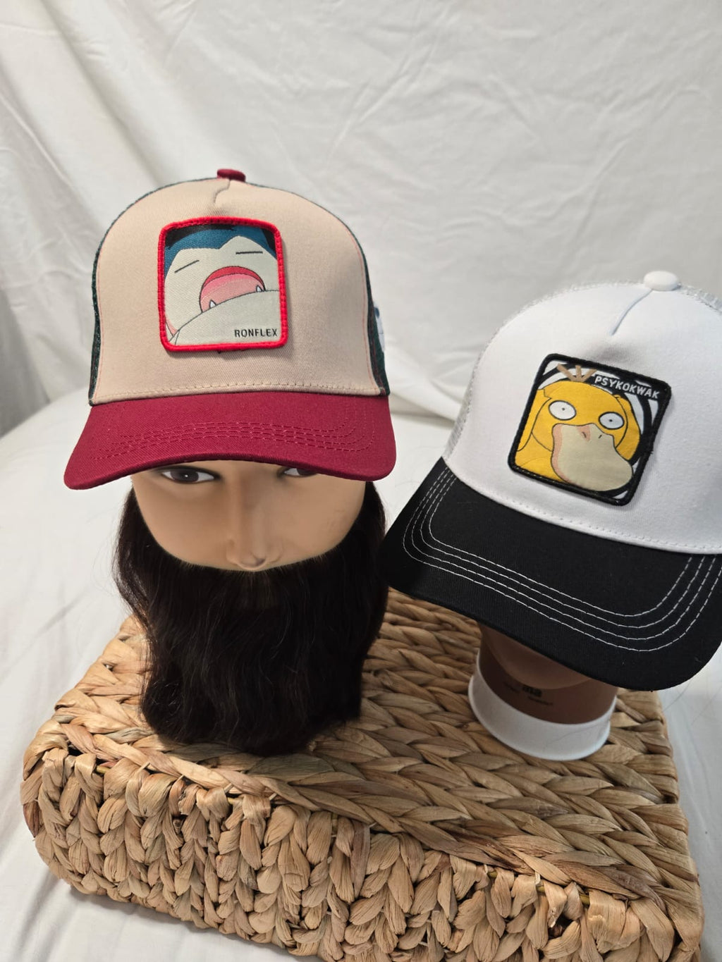 Caps